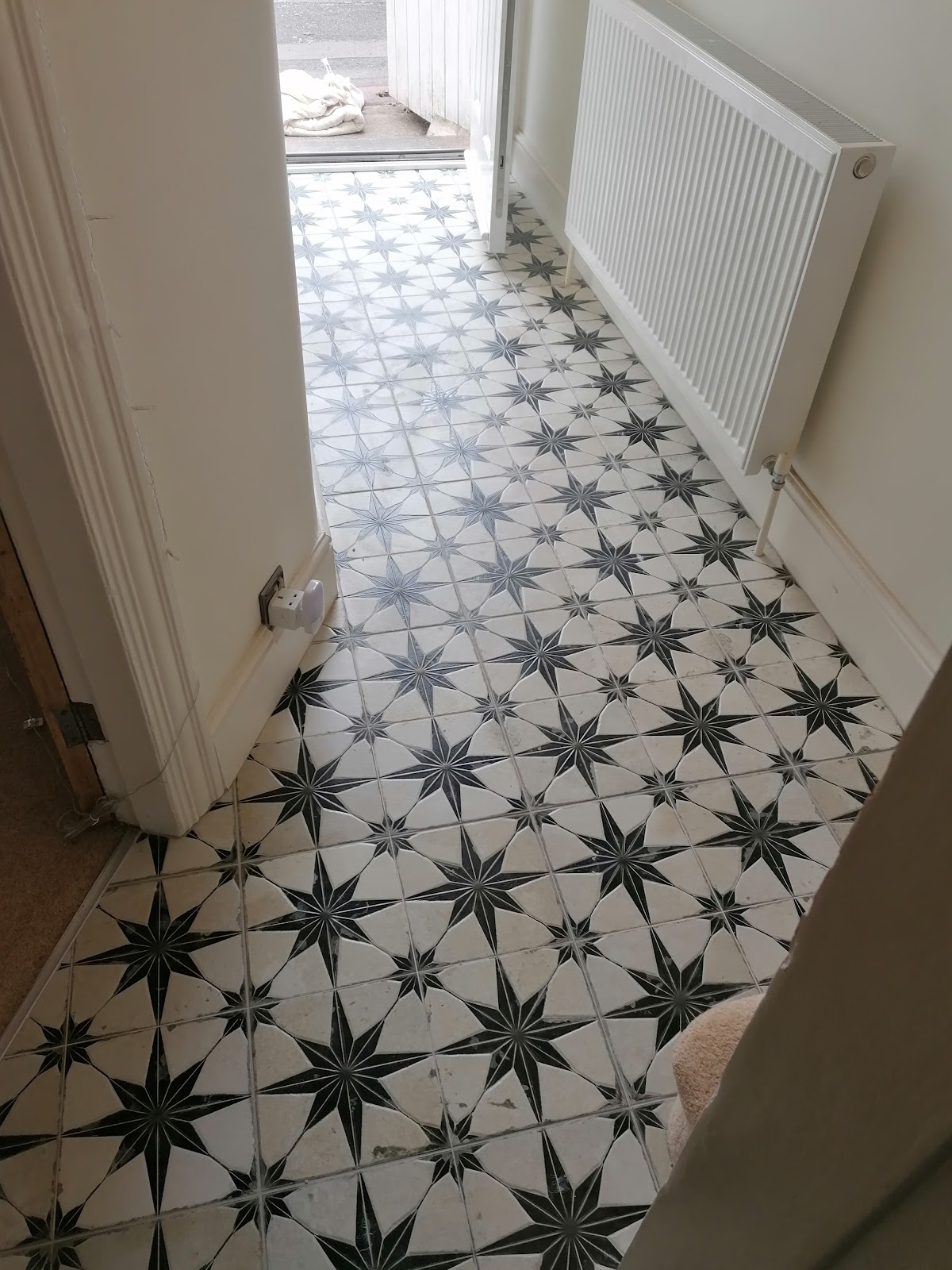 Kyle Knowles Tiling work photo 3